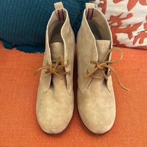 SPERRY Top-Sider Beige Suede Wedge